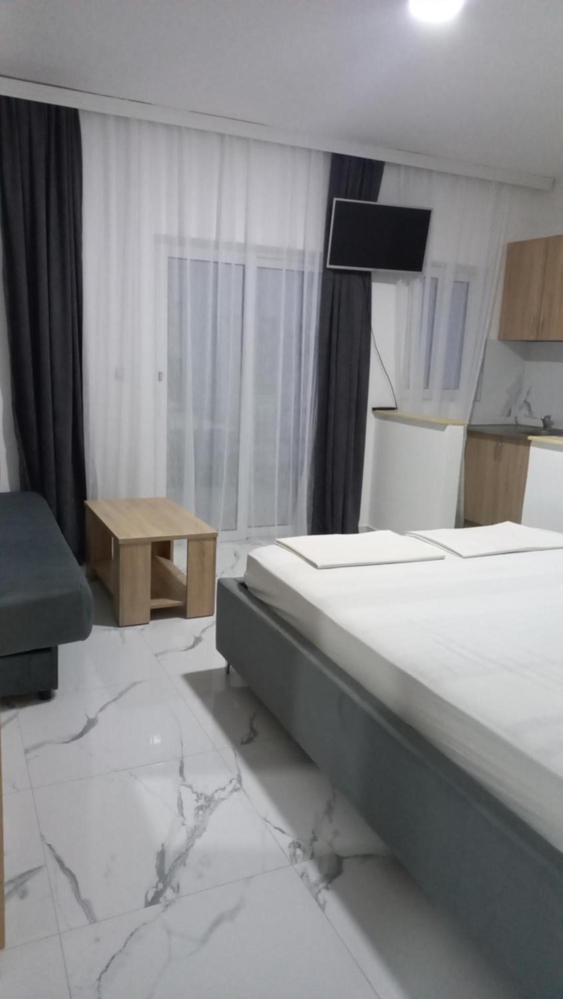 Apartments Armini Ulcinj Exterior foto