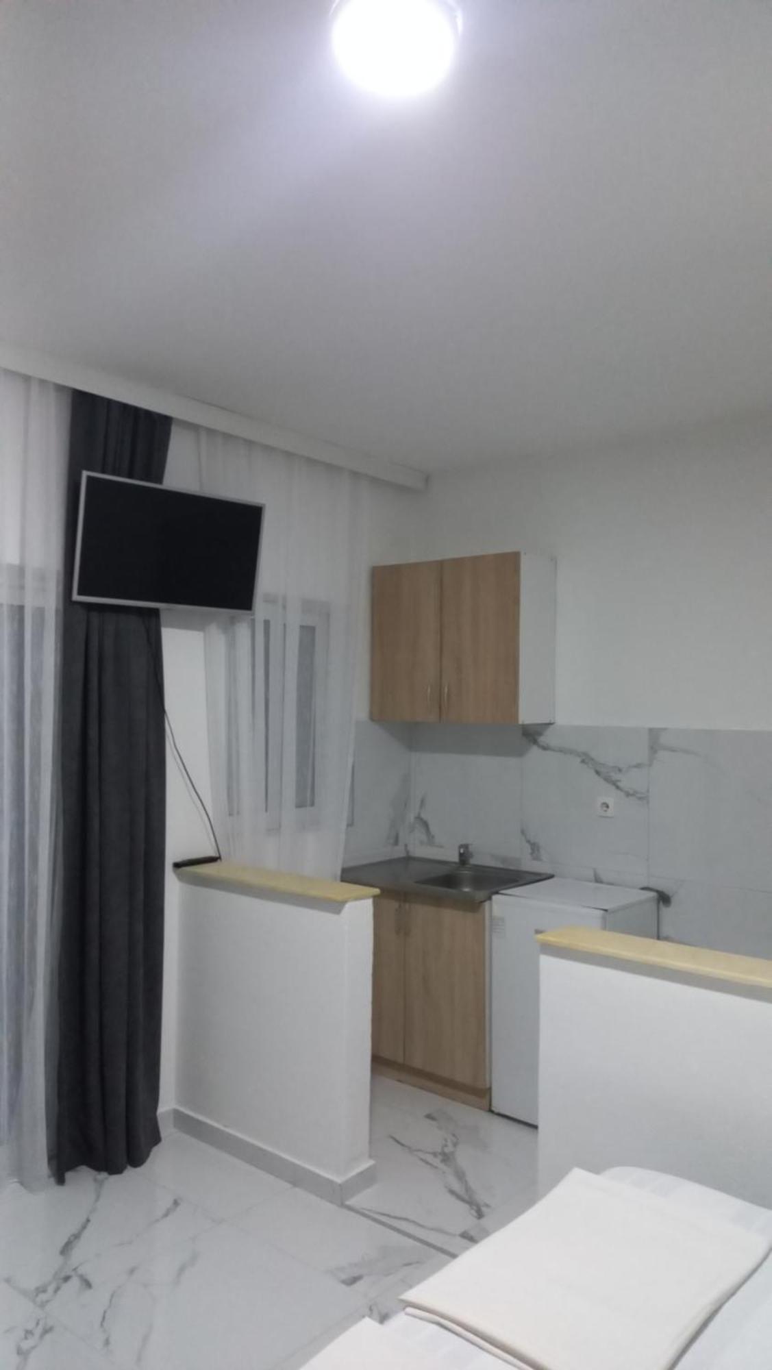 Apartments Armini Ulcinj Exterior foto